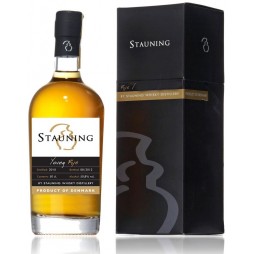 Stauning Young Rye, Dansk Whisky 3 års edt. - Flasket Marts 2016
